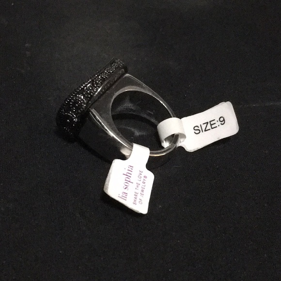 Lia Sophia Purple Reign ring - Picture 2 of 3